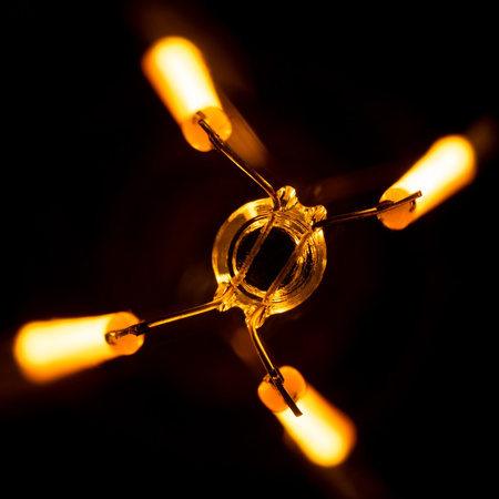 Dekorative LED Lampen E27, Glühbirne G125 7W = 60W 806lm 2000K warm 360° Globe Amber Glühfaden LUMILED