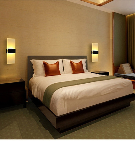 LED Wandleuchte über Spiegel 5W 360lm 4000K Schwarz Plaxio Masterled