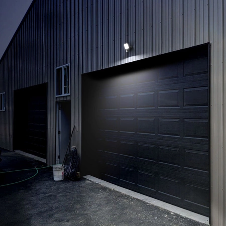 LED-Flutlicht 20W 1900lm 5000K Kalt mit Bewegungs- und Dämmerungssensor Schwarz mit Milchglasschirm Videx