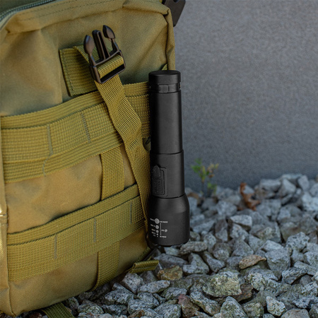 Wiederaufladbare LED-Taschenlampe Classic 20W 800lm Handleuchte Strong ZOOM VA0180 VAYOX