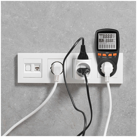 PMM2 Leistungsmessgerät mit Messung von Energieverbrauch, CO2-Emissionen und Energiekosten BlackKOBI