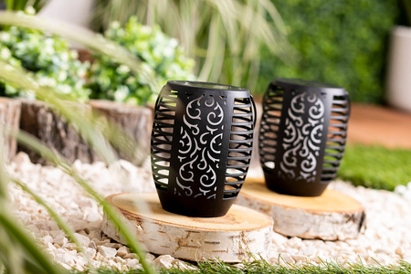 Solar Gartenlampe LED Hängelaterne Flamme IP44 1700K Dämmerungssensor