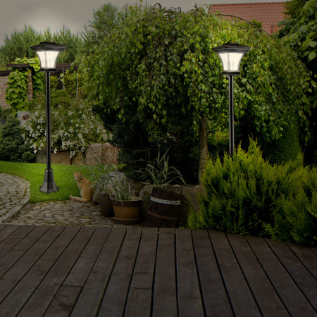 LED TIRANA Solar Laterne für den Außenbereich 1.6W 4000K Standing Poles 120cm