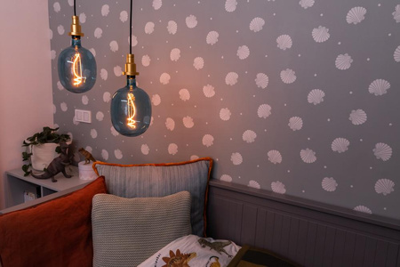 E27 BALLON Dekorative Leuchtmittel 4,5W = 10W 100lm 1600K warm 320° Filament dimmbar OSRAM Vintage 1906