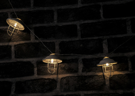 Batteriebetriebene LED-Gartengirlande 2,1 m betrieben mit 2xAA LOFT GOLDLUX Batterien (Polux)