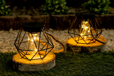 LED Solar Hängelampe Outdoor Gartenlaterne 3000K IP44 Dämmerungssensor