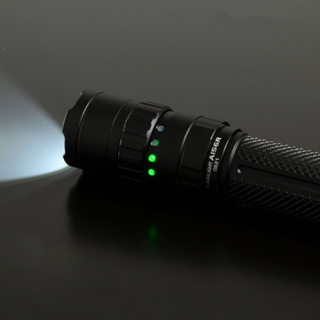 Wiederaufladbare LED-Hand-Taschenlampe 20W 1700lm 5 Modi USB-C Wasserdicht IP68 Videx