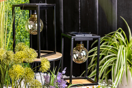 LED-Solarlampe für den Außenbereich Garten stehend Hängelaterne 3000K IP44 26 cm Dämmerungssensor