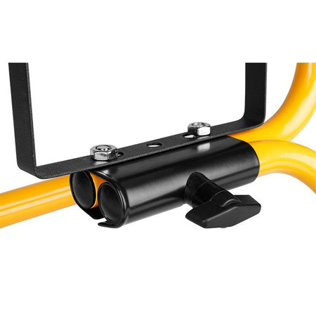 Tragbarer LED Fluterstrahler auf einem Stativ HANDLE 30W 4500K