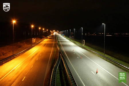 LED-Lampe E27 28W 4000lm 4000K Neutral IP65 für Straßenlampen EM/AC MASTER HLP SON Philips