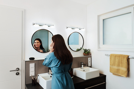 LED Badezimmerspiegelleuchte ORBIS Elypse 18W 1500lm warm-kalt 20cm SMART+ WiFi LEDVANCE