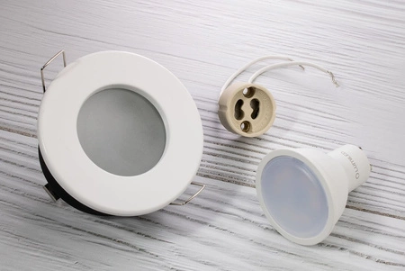 HALOGEN Einbaustrahler IP44, Deckenstrahler Badezimmer Weiß AQUS + LED GU10 5W Neutral LUMILED