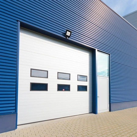 LED Fluter 30W 2100lm 3000K Schwarz mit Bewegungs- und Dämmerungssensor GOLDLUX (Polux)