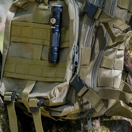 Taktische LED-Taschenlampe Leistung IP44 10W 1200lm Professional VAYOX