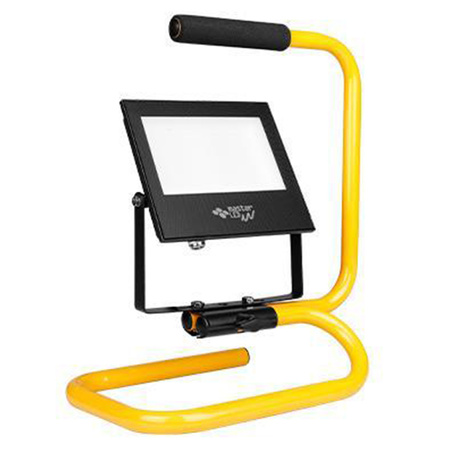 Tragbarer LED Fluterstrahler auf einem Stativ HANDLE 30W 4500K