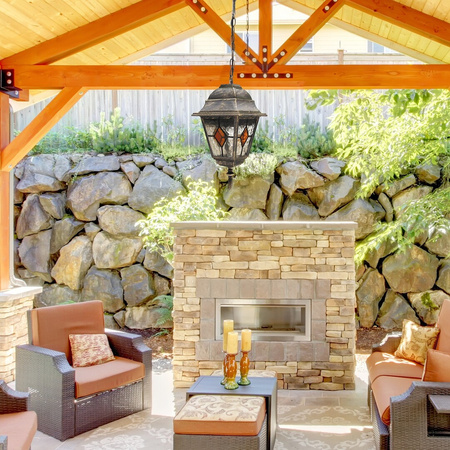 LED-Hängelampe für den Außenbereich MONACO E27 IP43 Überhang 93 cm Buntglas Antikgold RABALUX