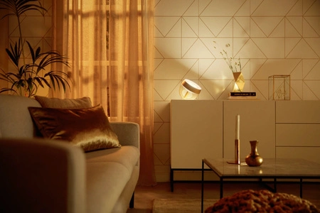 Schreibtischlampe IRIS LED Gold EU/UK 8.1W CCT RGB PHILIPS HUE Bluetooth Zigbee