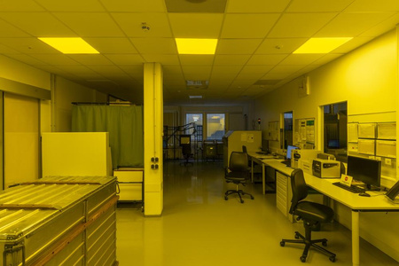 LED-Panel Büroleuchte Deckenleuchte 33W 4320lm 3000K Warm Dimmbar Anbauleuchte Einbauleuchte Weiß 60x60cm UGR19 Comfort Ledvance