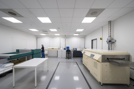 LED-Paneel Deckenleuchte 28W 3640lm 3000K Warm Anbauleuchte Einbauleuchte Weiß 62x62cm Comfort Ledvance