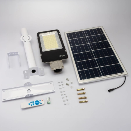 Leistungsstarke 1500W 6500K LED Solar-Straßenlampe IP66 + Fernsteuerung