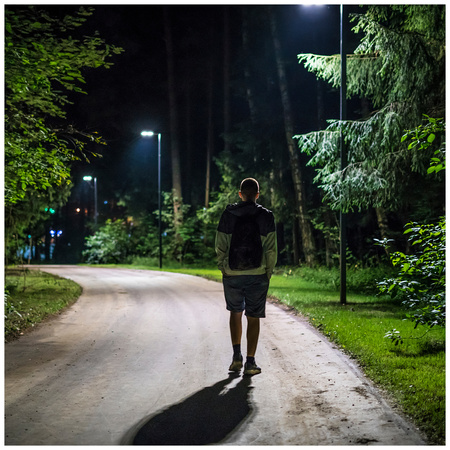 Solar LED Straßenlampe Industrielle Straßenleuchte 8W 850lm 6500K Kalt mit Bewegungs- und Dämmerungssensor IP54 Schwarz Urbi Kobi