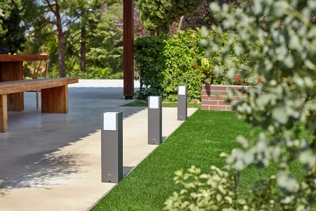 LED-Gartenleuchte für den Außenbereich ARBOR GardenLink 6W 4000K IP44 Mast 40cm Anthrazit PHILIPS