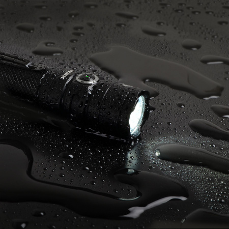 Wiederaufladbare LED-Hand-Taschenlampe 20W 4000lm 6 Modi USB-C Wasserdicht IP68 Videx