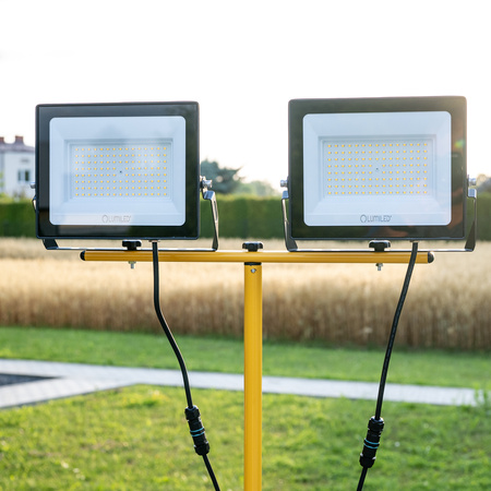 LED-Flutlicht ZUNA2 Halogenlampe 2x 100W 6500K auf Stativ + Kabel + Hermetischer Anschluss LUMILED