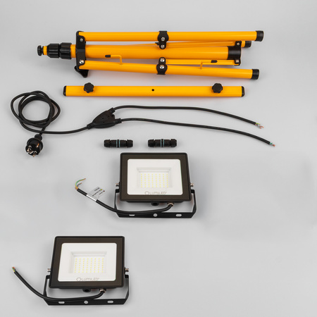 LED-Flutlicht ZUNA2 Halogenlampe 2x 50W 6500K auf Stativ + Kabel + Hermetischer Anschluss LUMILED