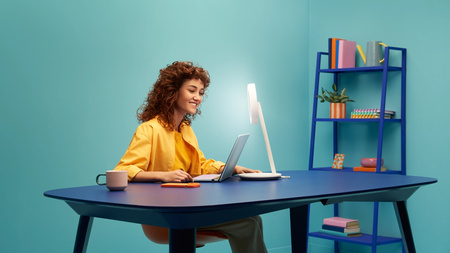 LED-Portrait-Schreibtischlampe Weiß CCT SMART WiFi WiZ