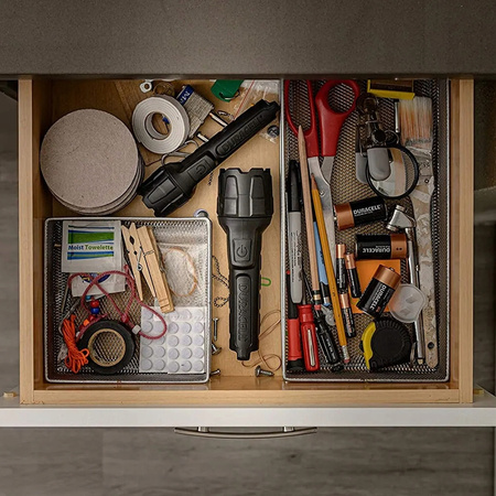 Gummi-LED-Taschenlampe Handbatterie 2xAAA 80lm DURACELL