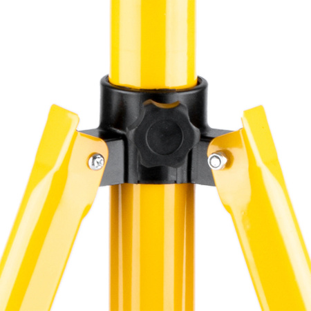 LED-Fluter ZUNA Arbeitsleuchte auf Stativ 3x50W 4000K