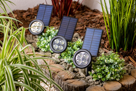 LED Solar Gartenlampe Reflektor 2W Kalt IP65 Dämmerungssensor
