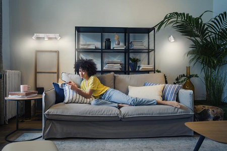 LED Spot Einstellbare Deckenlampe 8.6W 420lm 3000K Warm White Spot Ledvance