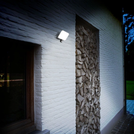 LED-Flutlicht 50W 4750lm 5000K Kalt mit Bewegungs- und Dämmerungssensor Schwarz mit Milchglasschirm Videx