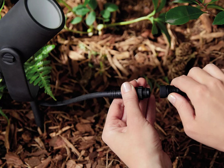 Philips HUE LILY Gartenstrahler 3x 8W Set 17414/30/P7 8718696167960