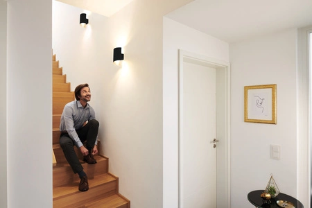 SMART+ WIFI Wandleuchte Smarte Wandleuchte 12W ORBIS TWIST BLACK LEDVANCE