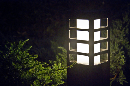 Außenstehende Gartenleuchte POST RADO III 3 DG E27 25cm Su-Ma