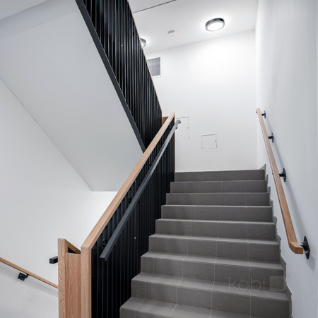 LED-Badezimmer-Deckenleuchte Aufputz 12W 1140lm 4000K 120° Schwarz IP65 Nairos Kobi