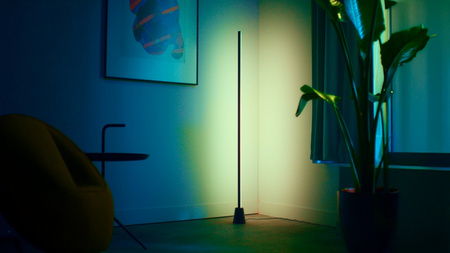 LED Gaming Stehlampe RGBIC Gradient 135cm Bodenleuchte Smart SMART WiFi Bluetooth App WiZ