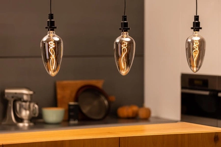 Dekorative Leuchtmittel E27 CLA125 4W = 15W 140lm 1800K Warm 300° Filament dimmbar OSRAM Vintage 1906