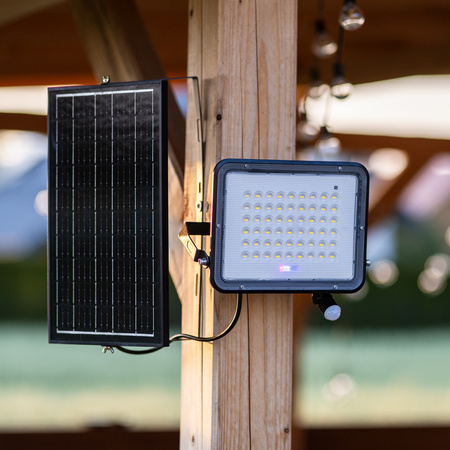 Solar LED Halogenstrahler 200W Gartenlampe 4000K IP65 PIR Bewegungsmelder + Fernbedienung FULGOR LUMILED