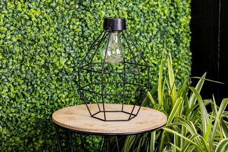 LED-Solarlampe für den Außenbereich Garten stehend Hängelaterne 3000K IP44 25 cm Dämmerungssensor