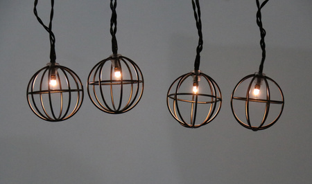 Batteriebetriebene LED-Gartengirlande 2,1 m betrieben mit 2xAA VIBORG-Batterien Schwarz GOLDLUX (Polux)