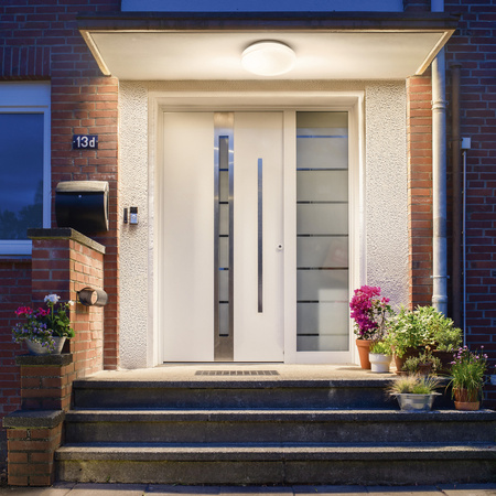 LED 18W 1350lm 3000K IP44 Essential Ledvance Weiß Decken- und Wandleuchte für den Außenbereich