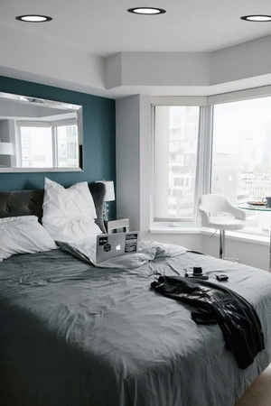 LED-Deckenpaneel 24W 4000K 1920lm 29cm runde Unterputzmontage schwarz ECOLIGHT