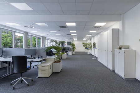 LED-Paneel Deckenleuchte 28W 3640lm 3000K Warm Anbauleuchte Einbauleuchte Weiß 60x60cm Comfort Ledvance